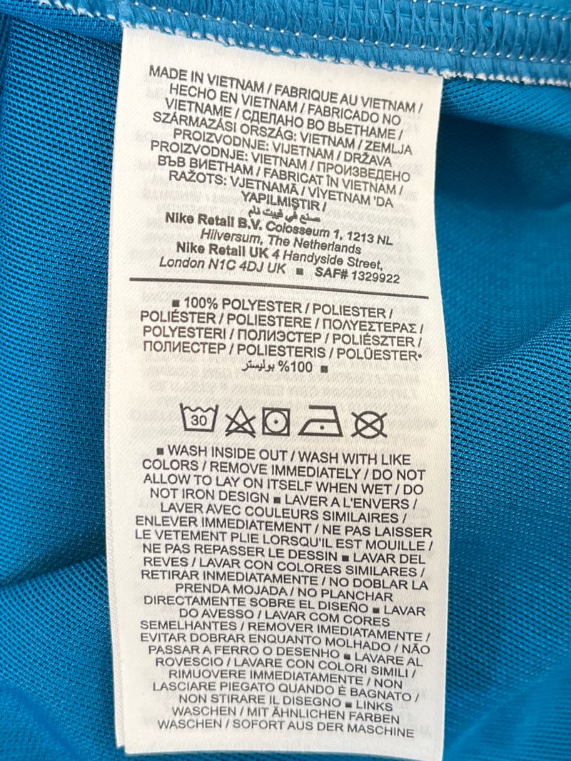 Blå jacka med dragkedja