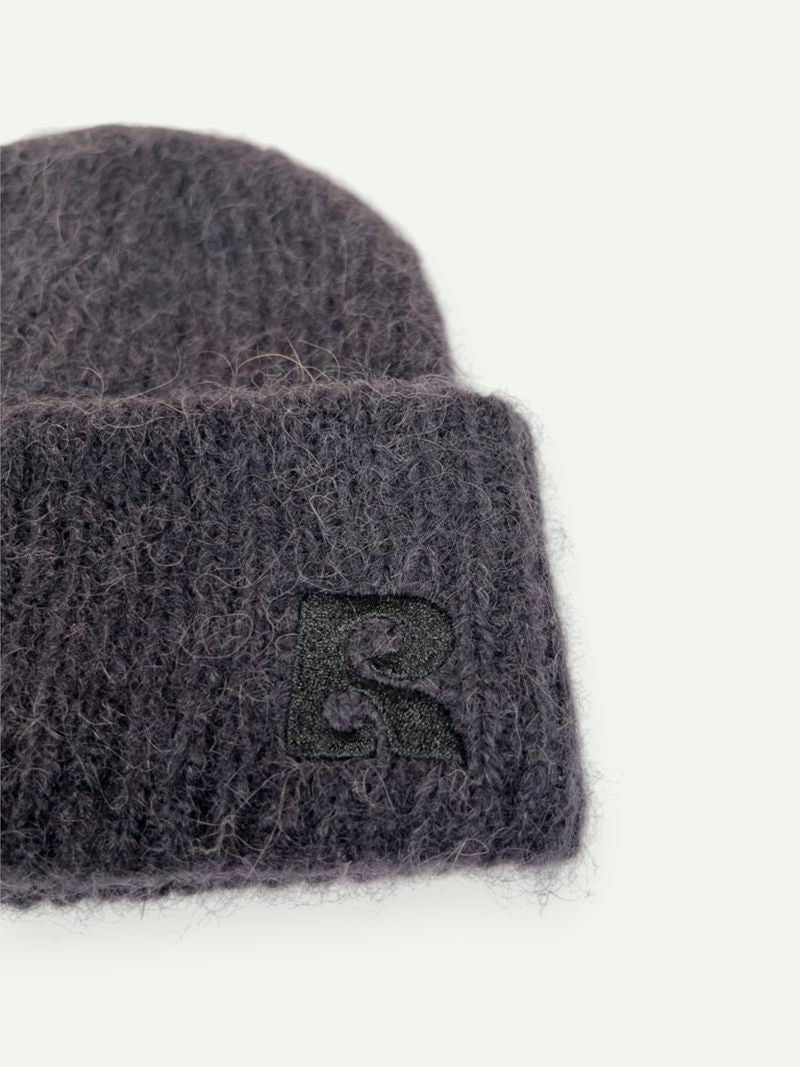 Okapi Dark Grey Beanie