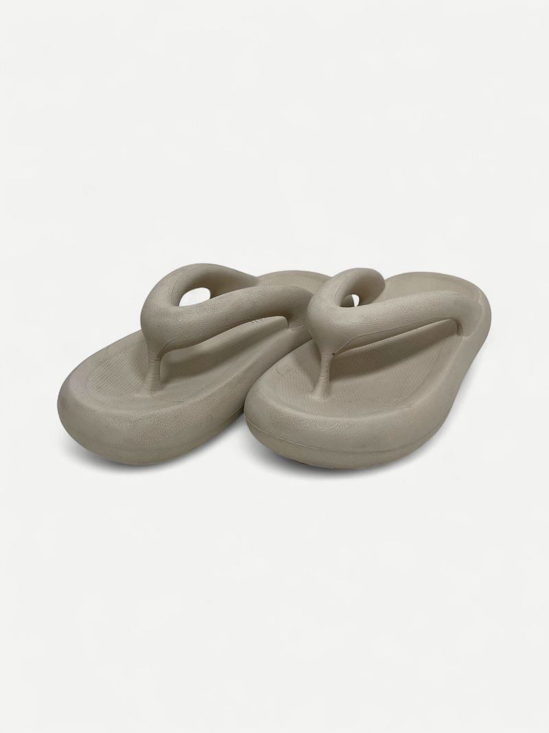 Cream Flipflop