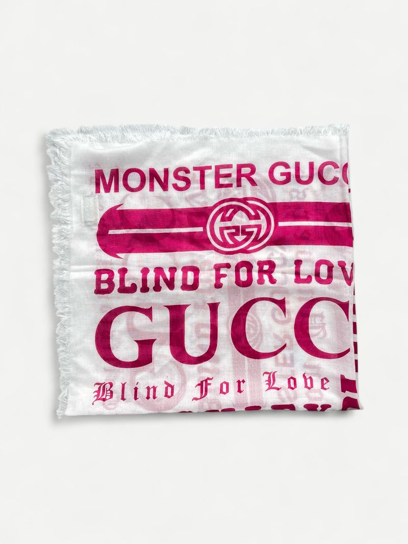 Vit & Rosa Sidenhalsduk