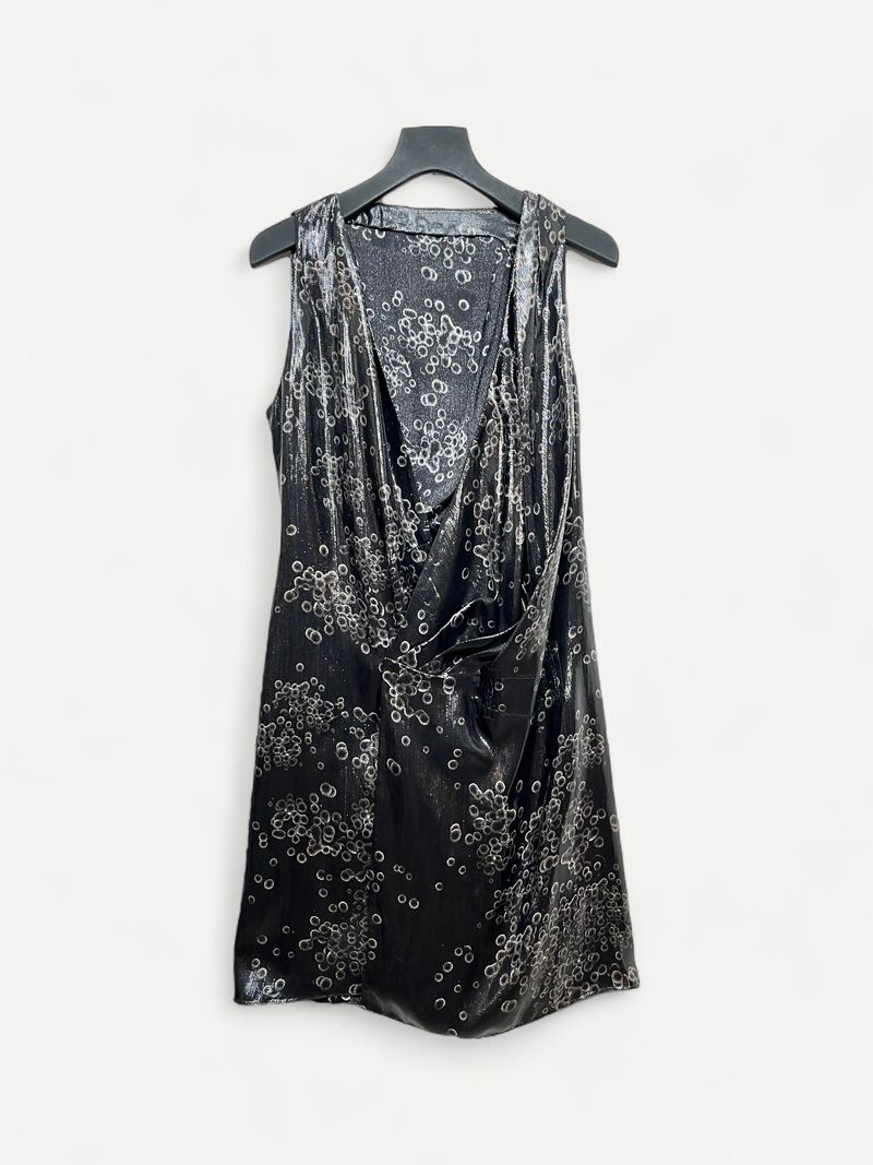 Svart ärmlös klänning