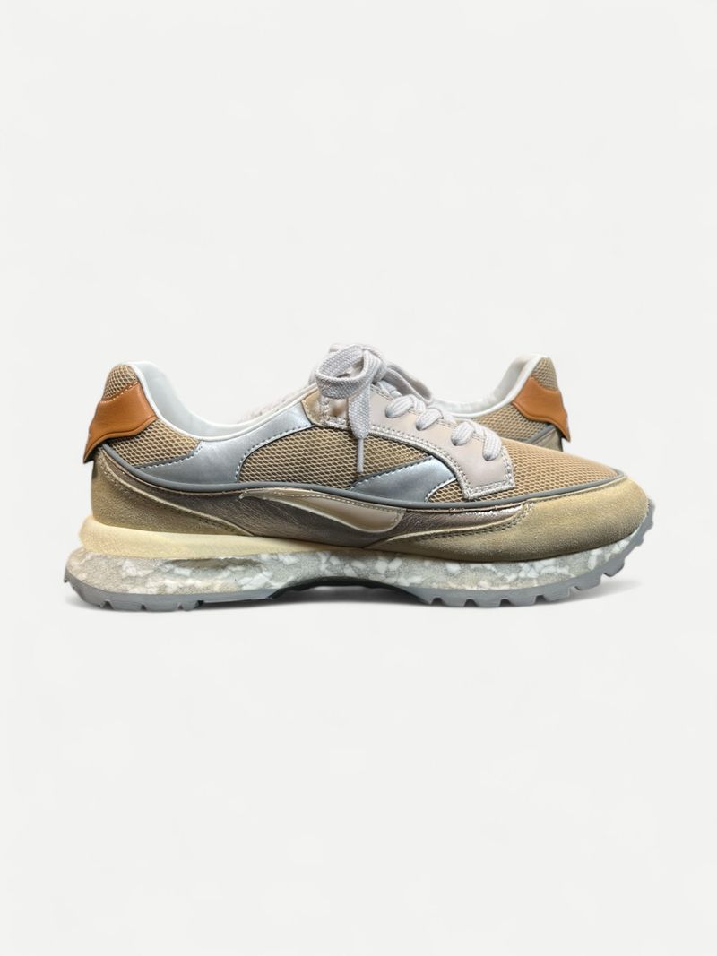 Beige Low Top Sneaker