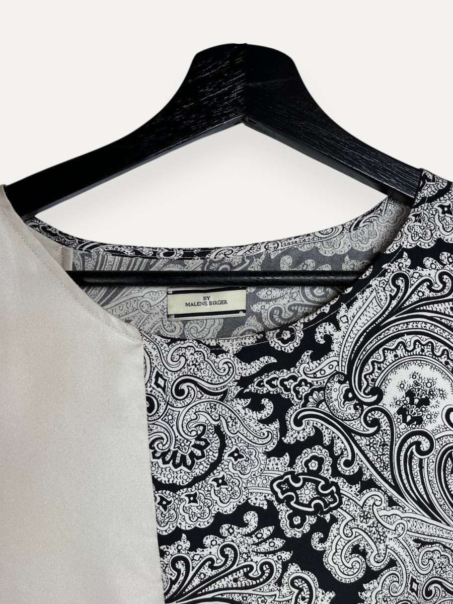 Multi-colored Short Sleeve Top