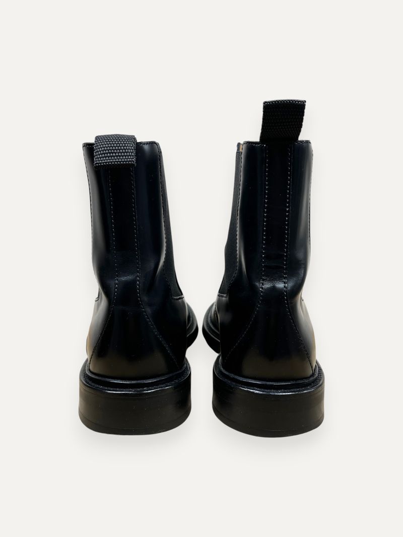 Black Chelsea Boots