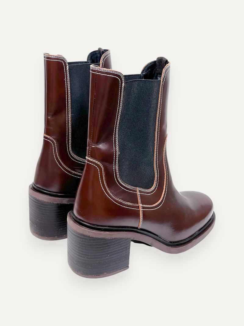 Heeled Brown Leather Chelsea Boots