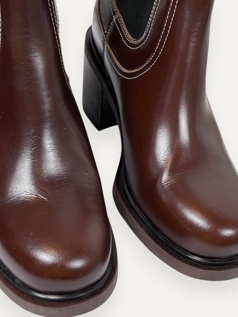 Heeled Brown Leather Chelsea Boots