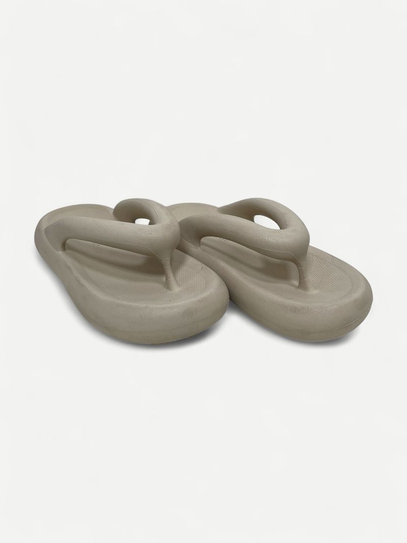 Cream Flipflop