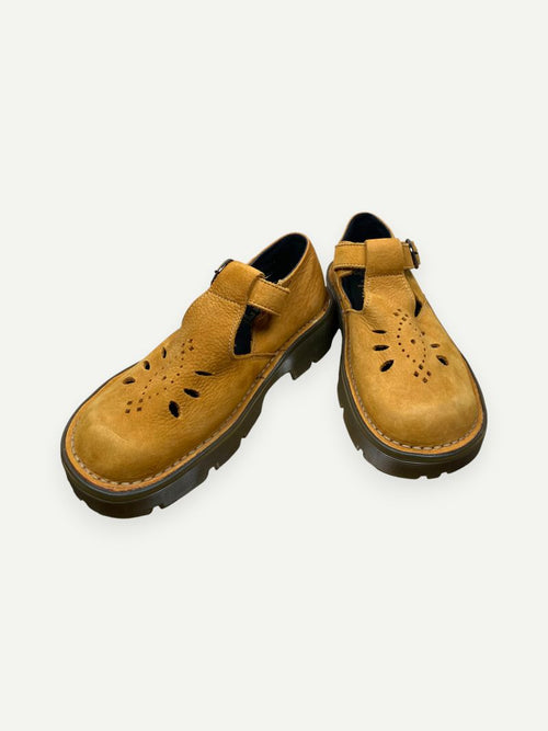 90s Camel Tan Polley Cut Out Mary Janes
