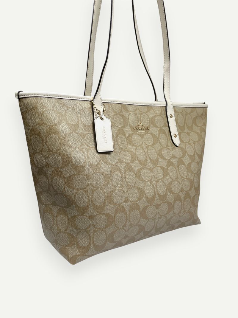 Signature Leather City Tote Bag