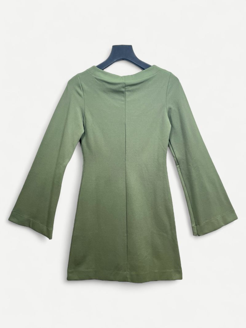 Armégrön knälång klänning