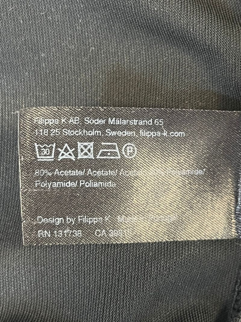 Svart avslappnad kjol