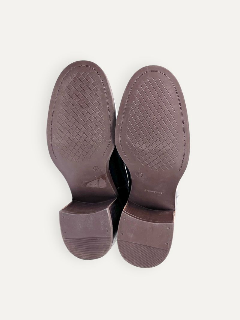 Heeled Black Leather Chelsea Boots