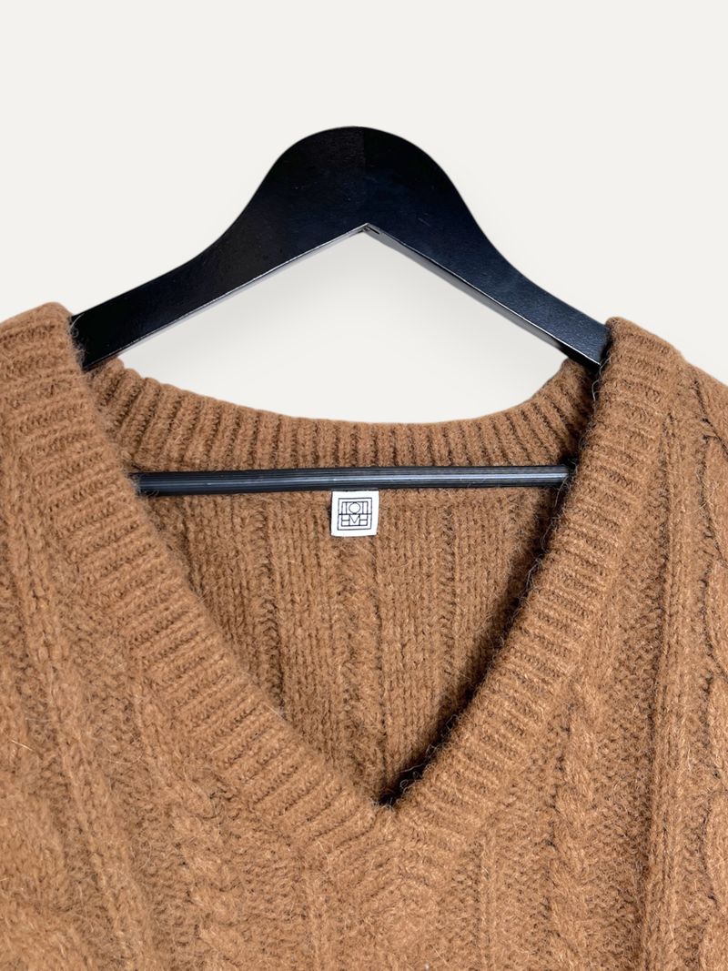 Camel Cable V-Neck Knit