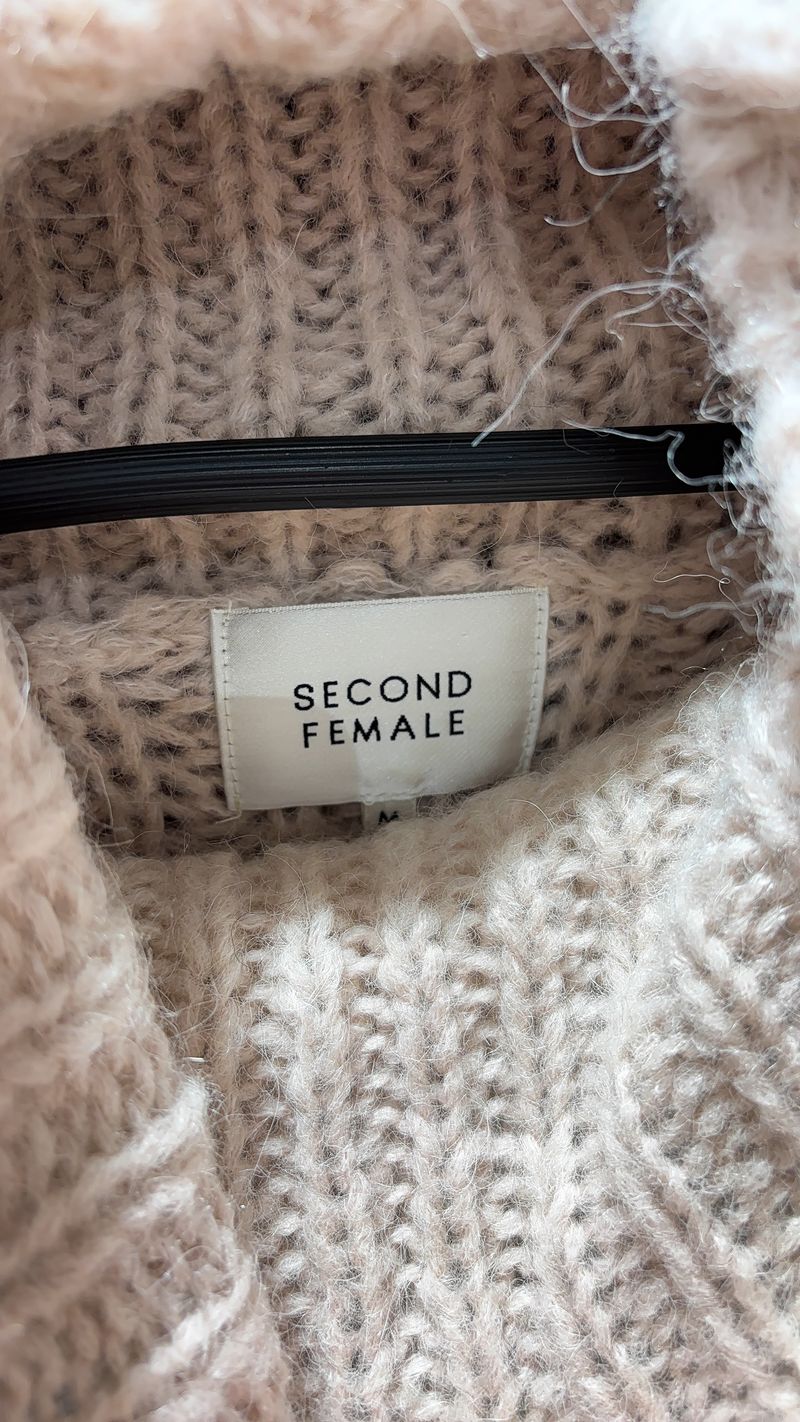 Beige Sleeveless Knitwear