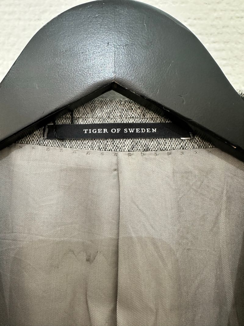 Grey Single Breasted Blazer