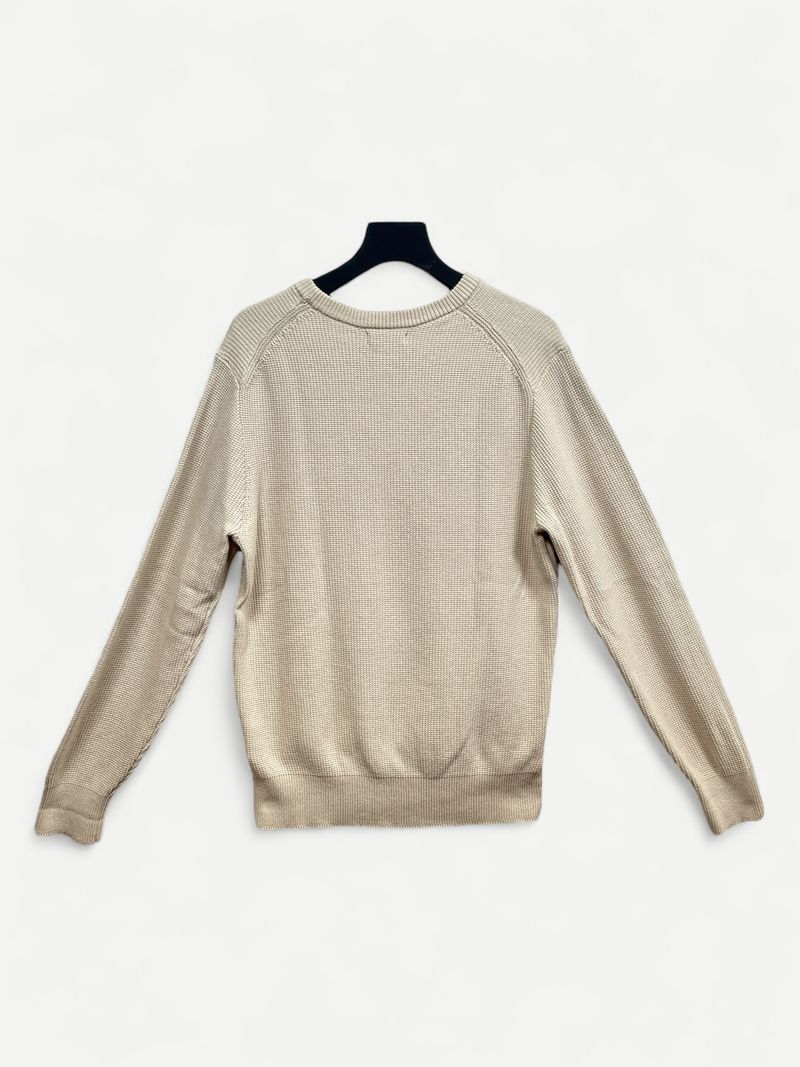 Beige stickade tröjor