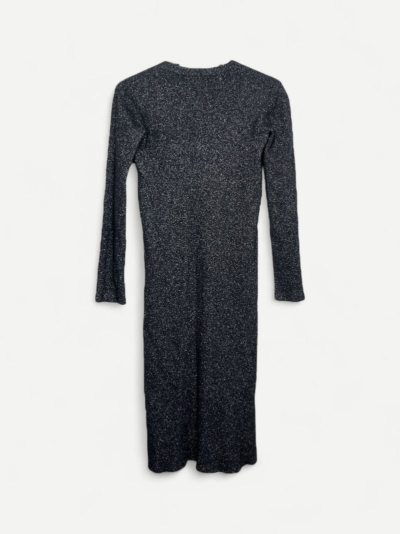 Svart långärmad klänning