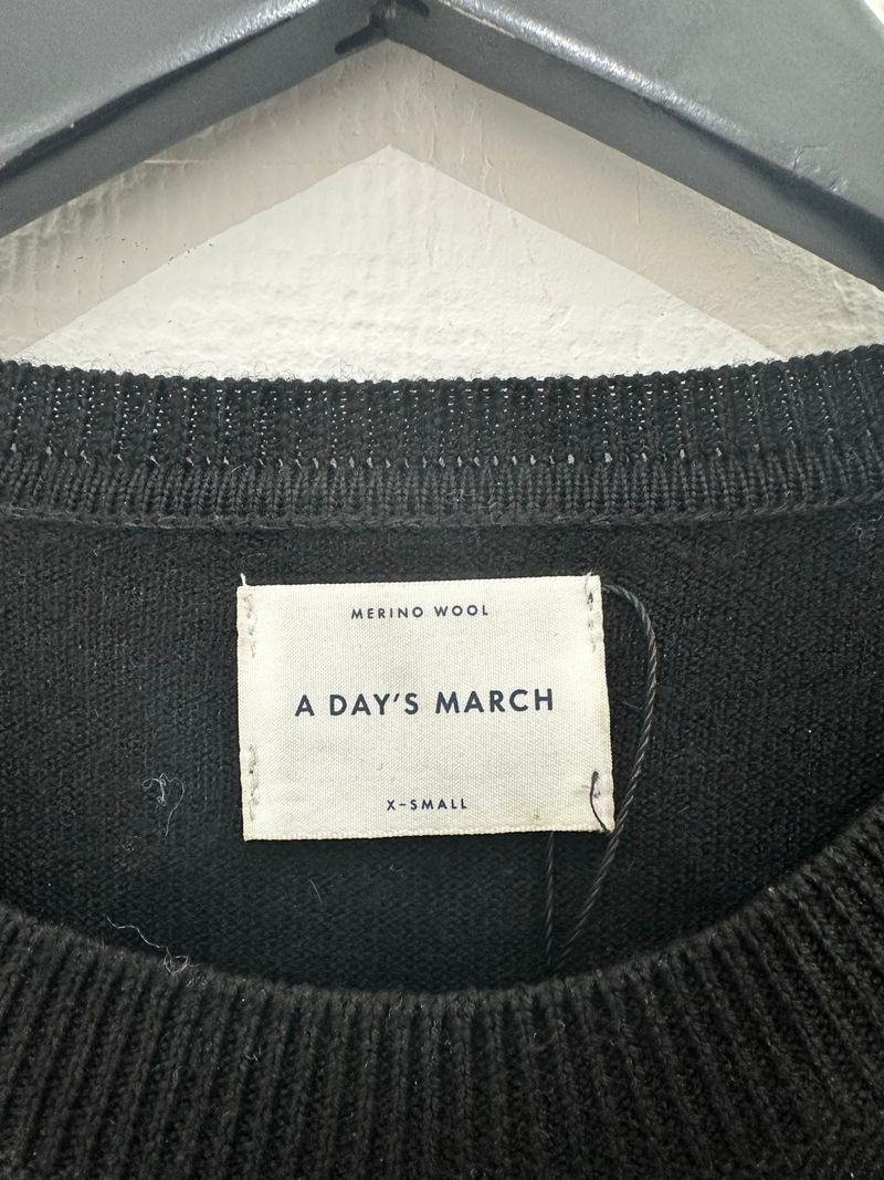 Black Crewneck Knit