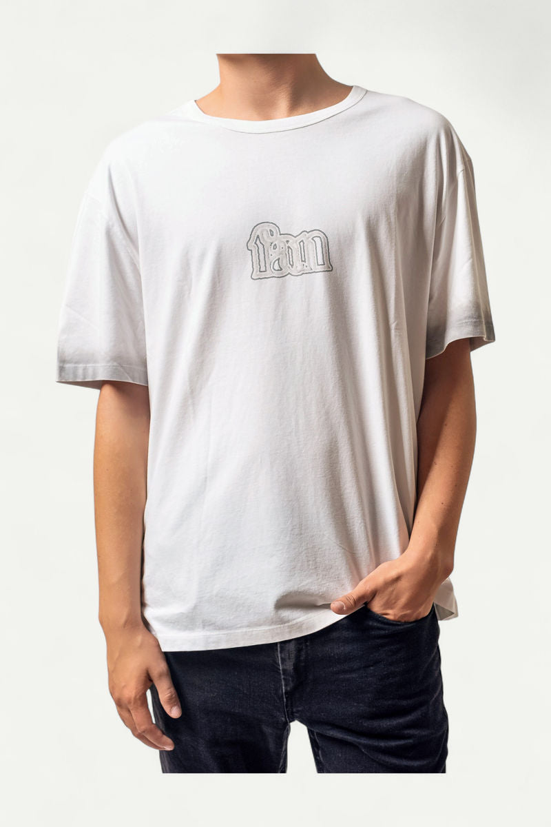 Vit t-shirt med tryck och kort ärm