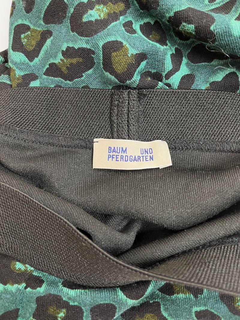 Green & Black Leopard Print Knee Length Skirt